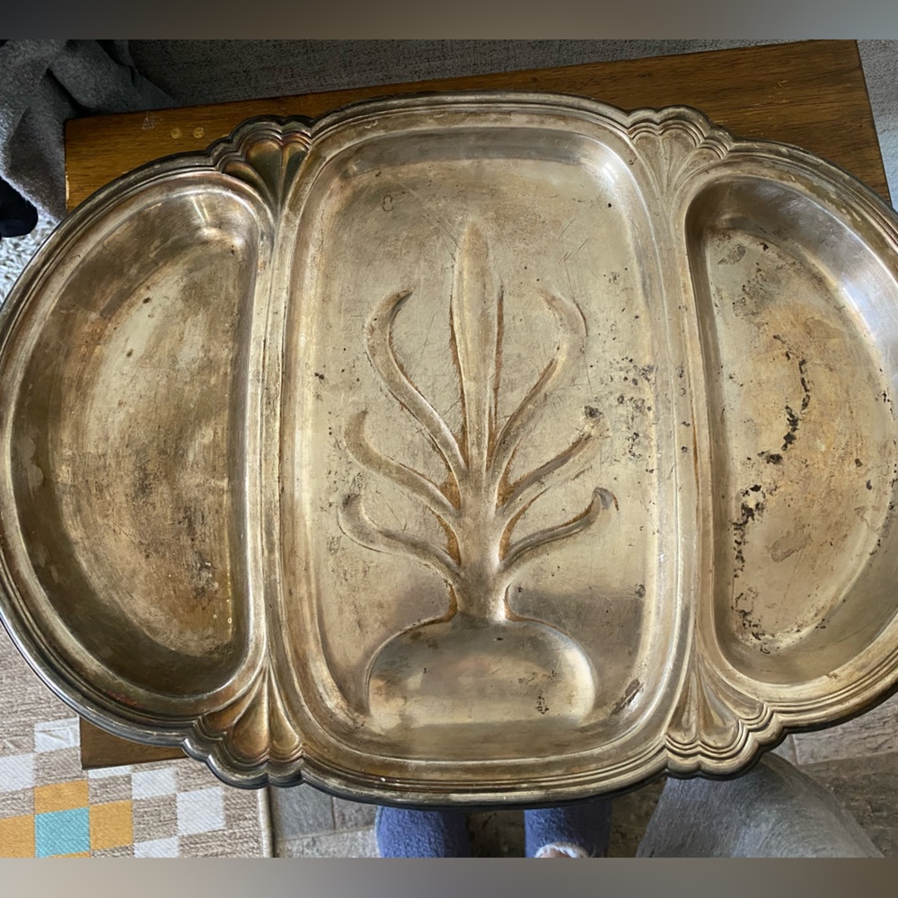 International Silver Chadwick meat platter with tree well.